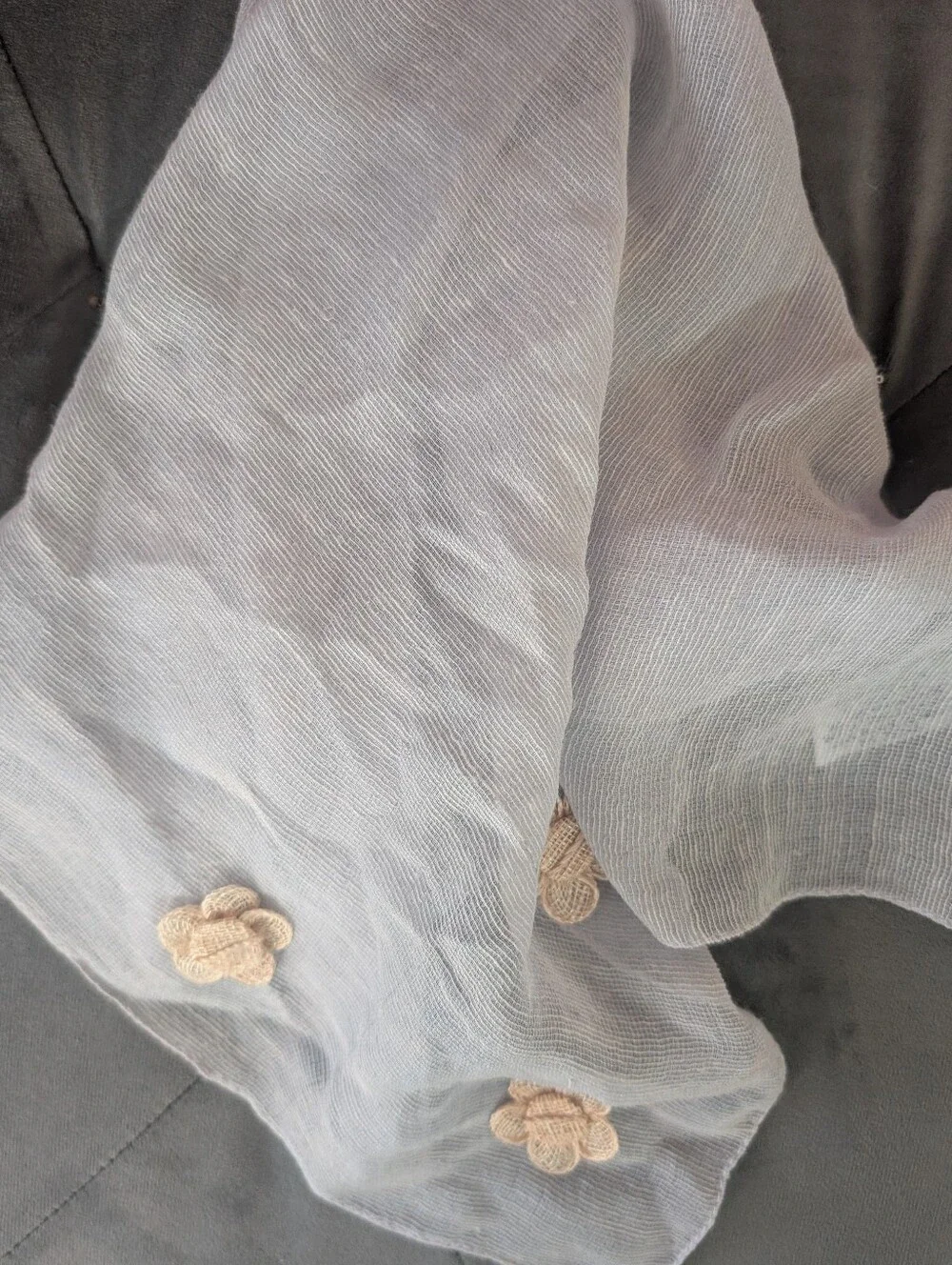 Silk grey scarf w crochet like flowers, made in Italy